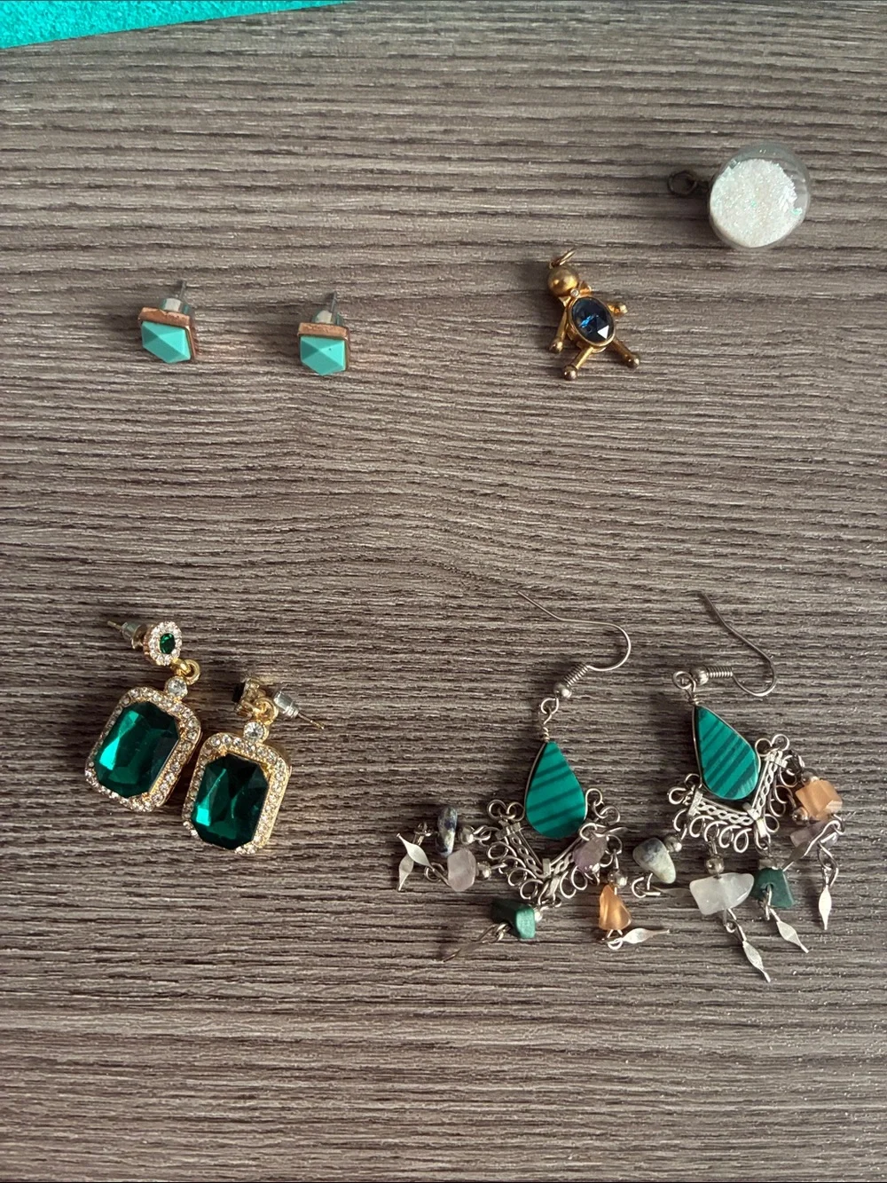 Mixed Women’s Jewelry Bundle – $10